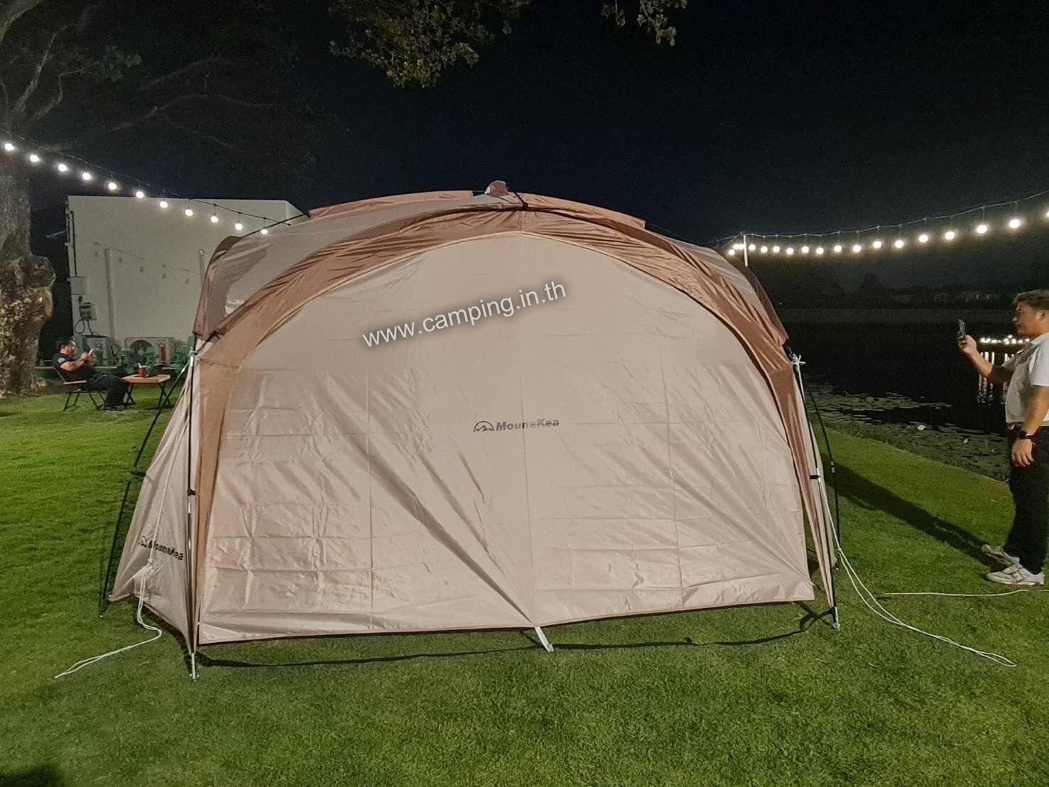 แบบติดผ้าม่านทึบ เต็นท์สนามครอบครัว รุ่น Shelter Tent Mounakea